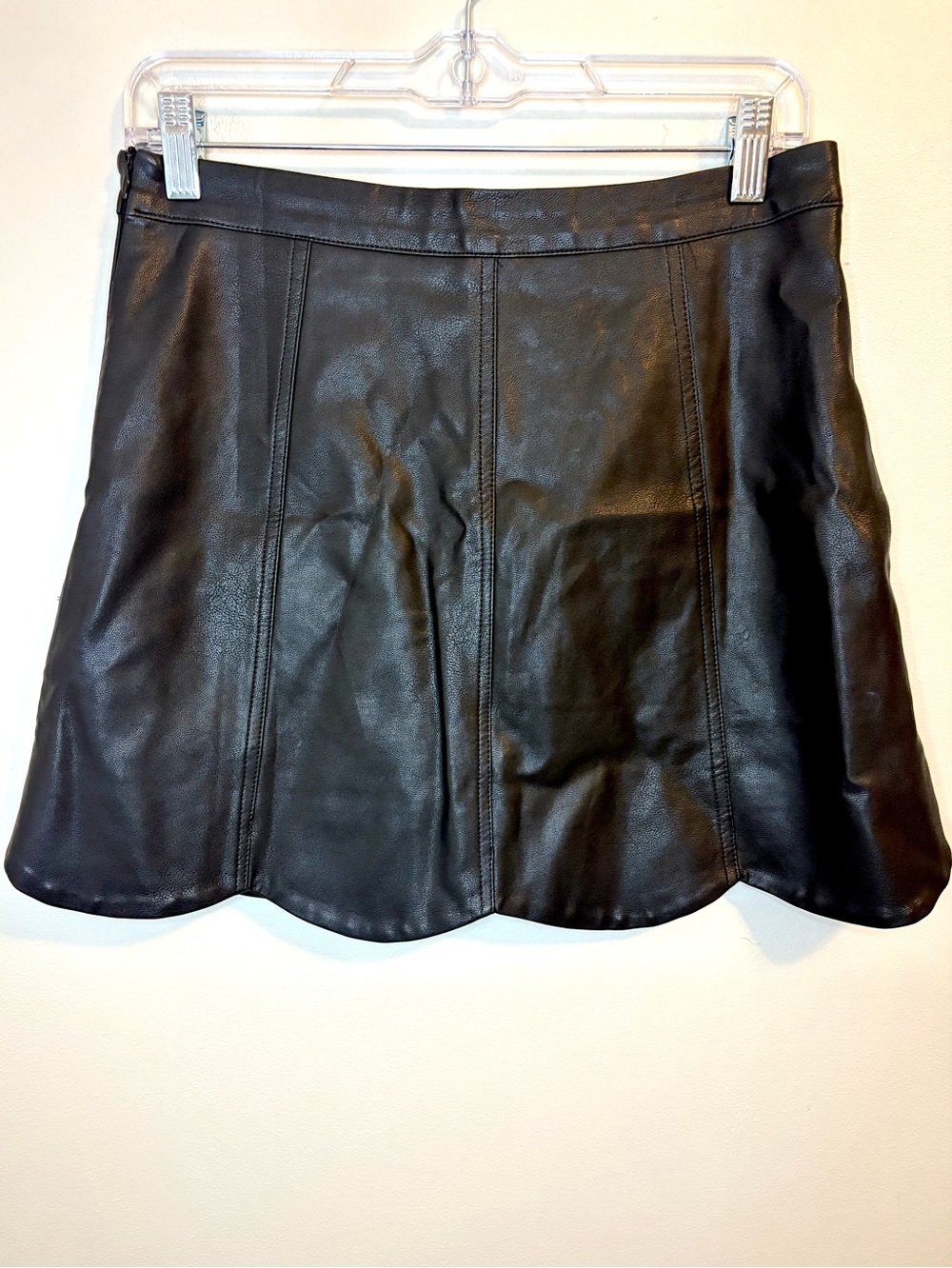 HYFVE Black Faux Leather Scalloped Hem Mini Skirt Size Medium